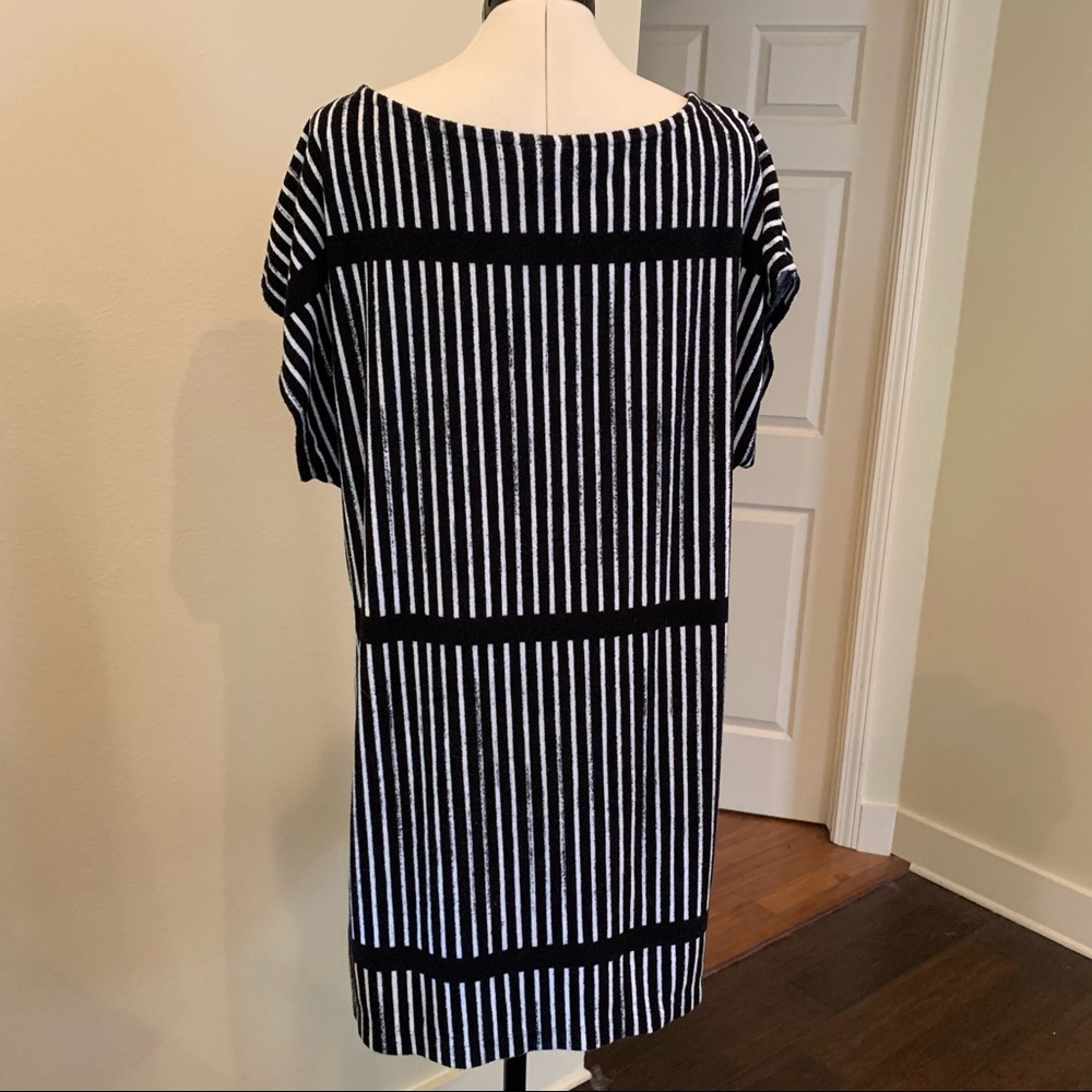 Marimekko x Target Black/White Terry Swim Cover XL